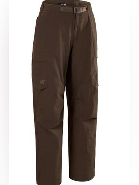 Arc'teryx Women's LEUTIA Cargo Hiking Pants in CAROB (BROWN)